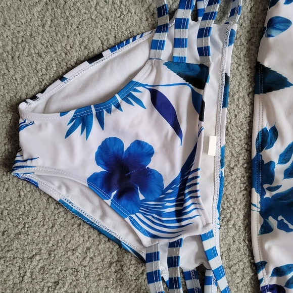 H&M Striped Blue White Tropical Triangle Top Padded Bra Bikini Set Womens Size M - Picture 5 of 12